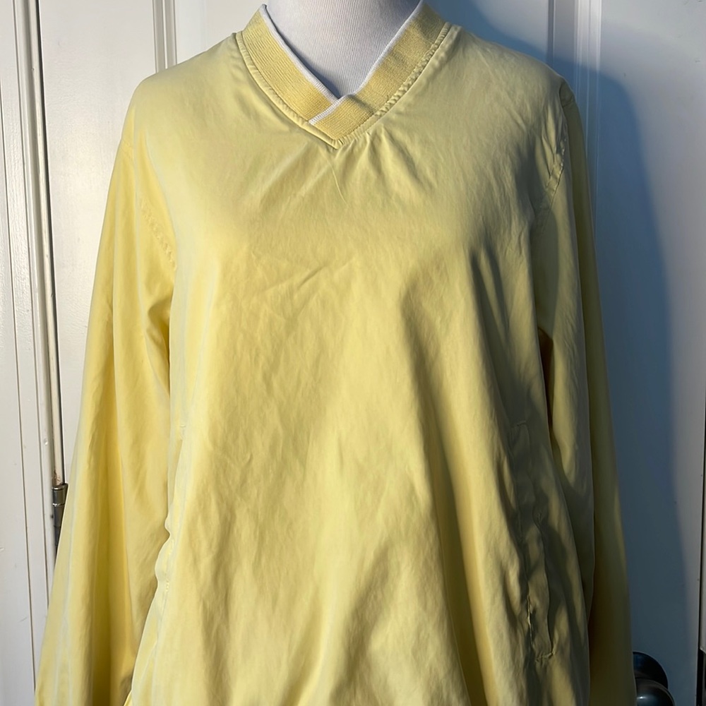 TRES BIEN yellow jacket